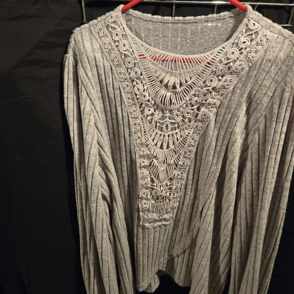 Source Unknown Gray Cowl Neck Sweater